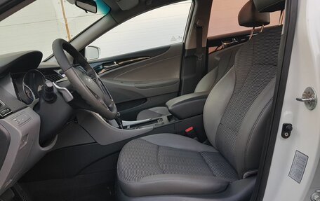 Hyundai Sonata VI, 2011 год, 1 245 000 рублей, 12 фотография