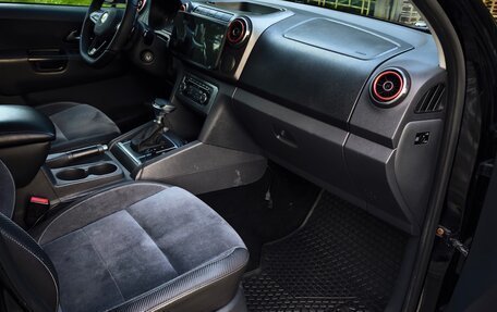 Volkswagen Amarok I рестайлинг, 2013 год, 1 700 000 рублей, 19 фотография