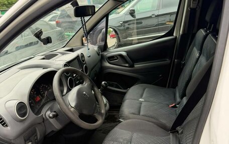 Peugeot Partner II рестайлинг 2, 2010 год, 360 000 рублей, 5 фотография