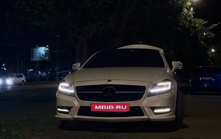 Mercedes-Benz CLS, 2013 год, 2 200 000 рублей, 2 фотография