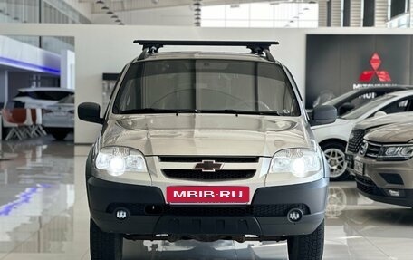 Chevrolet Niva I рестайлинг, 2016 год, 680 000 рублей, 3 фотография