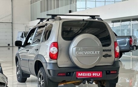 Chevrolet Niva I рестайлинг, 2016 год, 680 000 рублей, 8 фотография