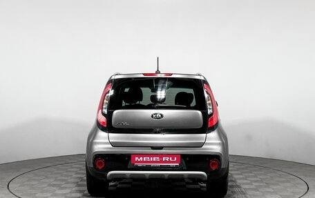 KIA Soul II рестайлинг, 2018 год, 1 549 000 рублей, 6 фотография