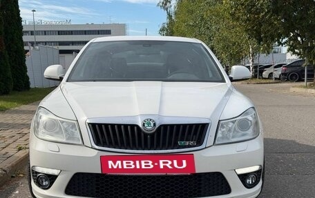 Skoda Octavia RS, 2012 год, 985 000 рублей, 2 фотография