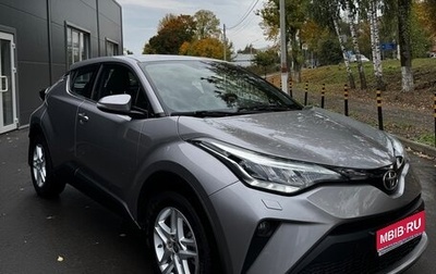 Toyota C-HR I рестайлинг, 2020 год, 2 500 000 рублей, 1 фотография