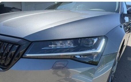 Skoda Superb III рестайлинг, 2023 год, 5 508 765 рублей, 2 фотография