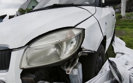 Skoda Fabia II, 2009 год, 170 000 рублей, 2 фотография