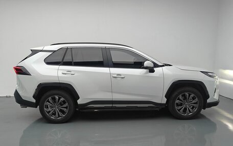 Toyota RAV4, 2025 год, 3 335 355 рублей, 8 фотография