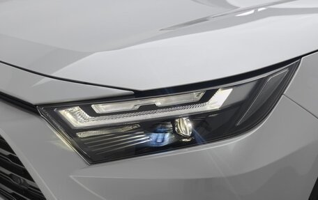 Toyota RAV4, 2025 год, 3 335 355 рублей, 19 фотография