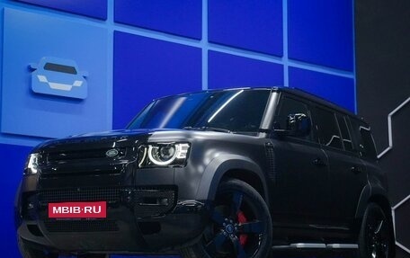 Land Rover Defender II, 2022 год, 11 250 000 рублей, 1 фотография