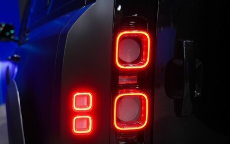 Land Rover Defender II, 2022 год, 11 250 000 рублей, 22 фотография