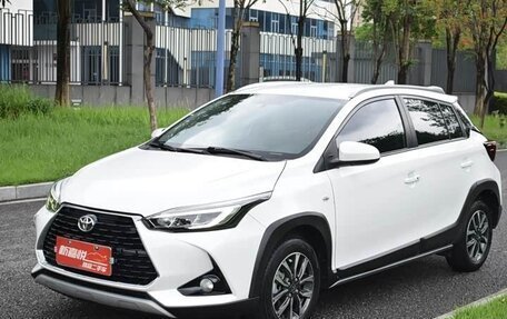 Toyota Yaris XP150 рестайлинг, 2023 год, 1 260 000 рублей, 3 фотография