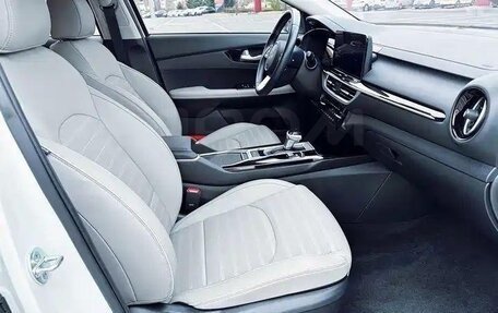 KIA K3, 2023 год, 1 559 000 рублей, 7 фотография
