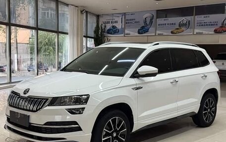 Skoda Karoq I, 2022 год, 1 790 008 рублей, 1 фотография