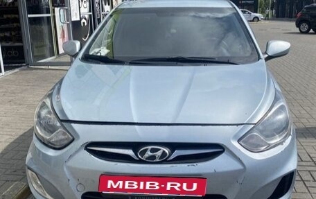 Hyundai Solaris II рестайлинг, 2011 год, 540 000 рублей, 1 фотография