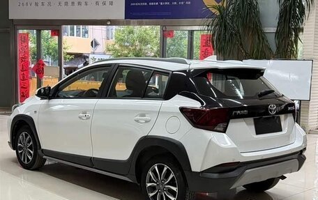Toyota Yaris XP150 рестайлинг, 2022 год, 1 280 008 рублей, 6 фотография