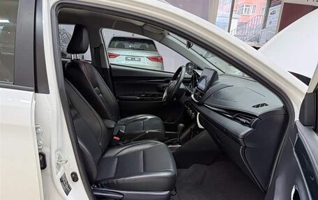 Toyota Yaris XP150 рестайлинг, 2022 год, 1 280 008 рублей, 17 фотография