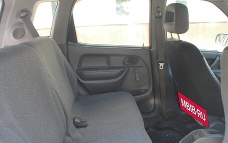 Suzuki Swift II, 2001 год, 265 000 рублей, 14 фотография