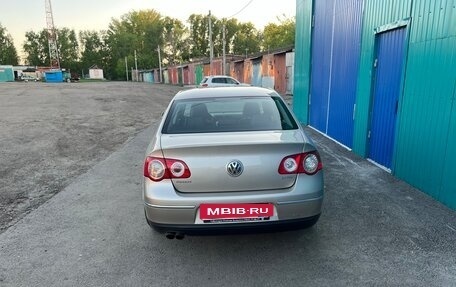 Volkswagen Passat B6, 2006 год, 760 000 рублей, 2 фотография