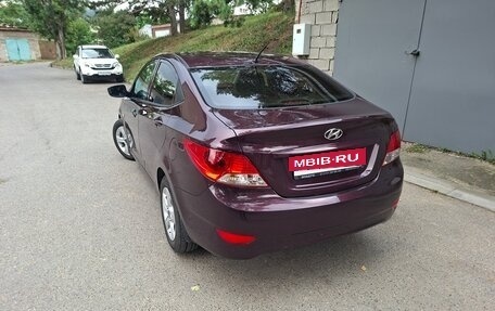 Hyundai Solaris II рестайлинг, 2013 год, 820 000 рублей, 4 фотография