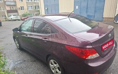 Hyundai Solaris II рестайлинг, 2013 год, 820 000 рублей, 7 фотография