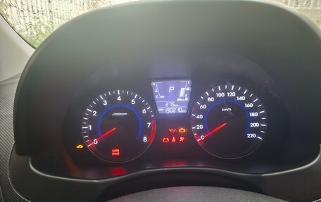 Hyundai Solaris II рестайлинг, 2013 год, 820 000 рублей, 12 фотография