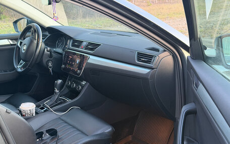 Skoda Superb III рестайлинг, 2018 год, 1 850 000 рублей, 11 фотография