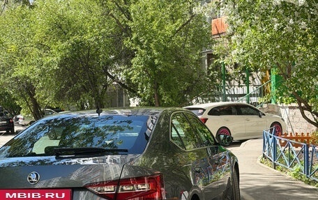 Skoda Superb III рестайлинг, 2018 год, 1 850 000 рублей, 14 фотография