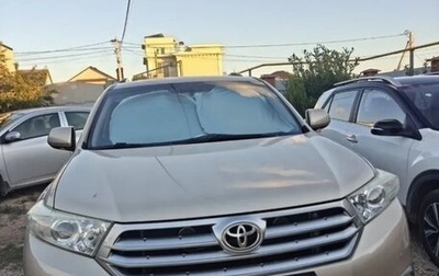 Toyota Highlander III, 2011 год, 1 900 000 рублей, 1 фотография