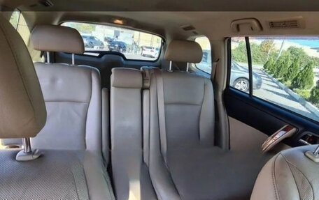 Toyota Highlander III, 2011 год, 1 900 000 рублей, 10 фотография