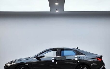 Hyundai Elantra, 2023 год, 1 360 000 рублей, 4 фотография