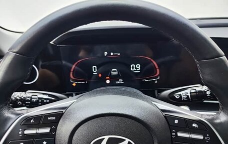 Hyundai Elantra, 2023 год, 1 360 000 рублей, 10 фотография