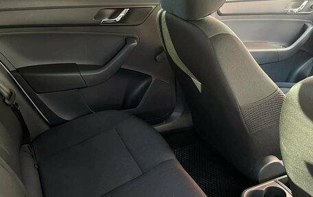 Skoda Rapid I, 2017 год, 907 000 рублей, 14 фотография
