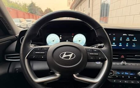 Hyundai Elantra, 2023 год, 1 355 000 рублей, 5 фотография