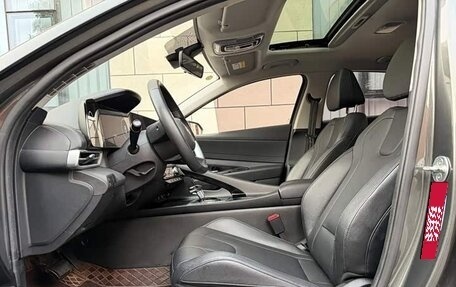 Hyundai Elantra, 2023 год, 1 355 000 рублей, 17 фотография