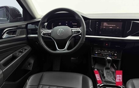 Volkswagen Passat B8 рестайлинг, 2023 год, 1 810 000 рублей, 13 фотография