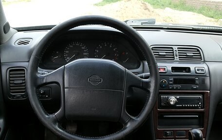 Nissan Maxima IV, 1997 год, 135 000 рублей, 4 фотография