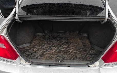 Mitsubishi Mirage VI рестайлинг, 2000 год, 380 000 рублей, 7 фотография