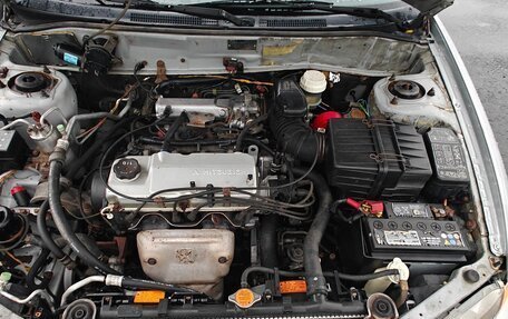 Mitsubishi Mirage VI рестайлинг, 2000 год, 380 000 рублей, 12 фотография