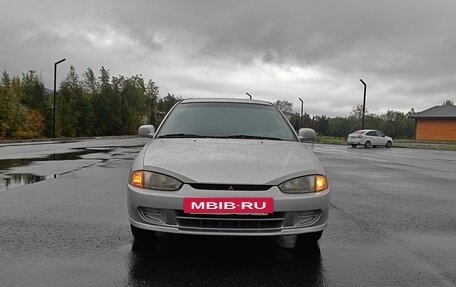 Mitsubishi Mirage VI рестайлинг, 2000 год, 380 000 рублей, 2 фотография