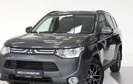 Mitsubishi Outlander III рестайлинг 3, 2013 год, 1 156 000 рублей, 1 фотография