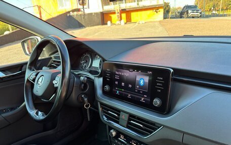 Skoda Rapid II, 2021 год, 1 550 000 рублей, 6 фотография