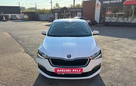 Skoda Rapid II, 2021 год, 1 550 000 рублей, 3 фотография
