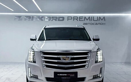 Cadillac Escalade IV, 2019 год, 5 399 000 рублей, 4 фотография