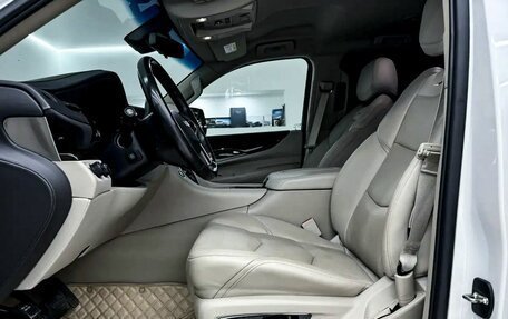 Cadillac Escalade IV, 2019 год, 5 399 000 рублей, 17 фотография