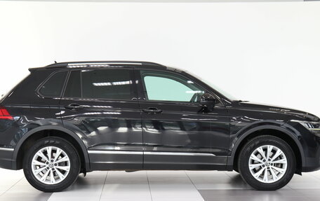 Volkswagen Tiguan II, 2021 год, 2 272 000 рублей, 5 фотография