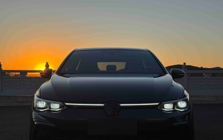 Volkswagen Golf VIII, 2023 год, 2 090 000 рублей, 2 фотография