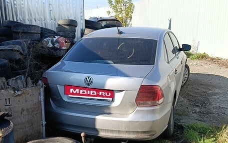 Volkswagen Polo VI (EU Market), 2018 год, 750 000 рублей, 3 фотография