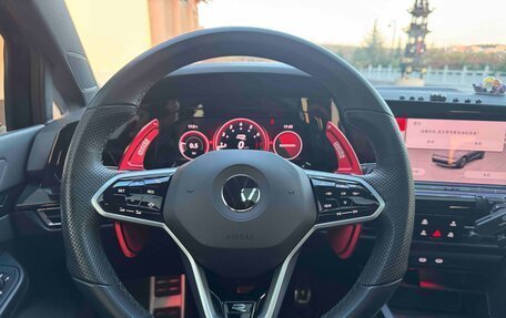 Volkswagen Golf VIII, 2023 год, 2 090 000 рублей, 16 фотография