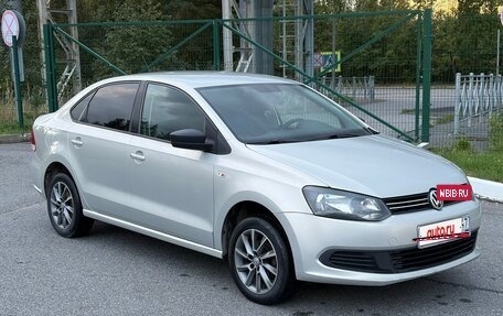Volkswagen Polo VI (EU Market), 2013 год, 799 000 рублей, 2 фотография